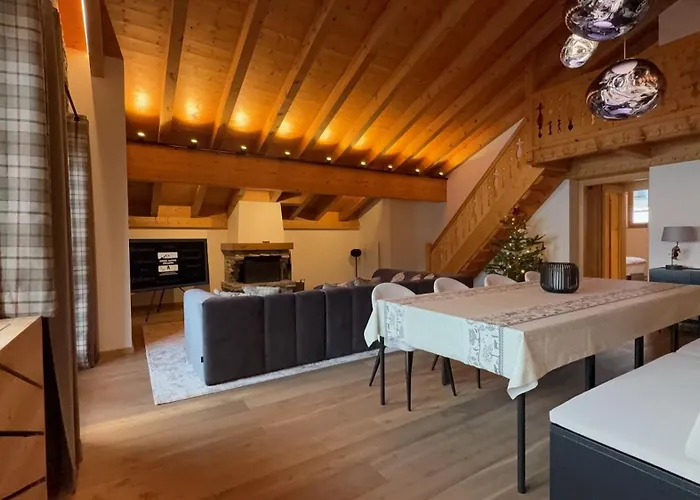 Apartment Daphne Heights By Luxury *