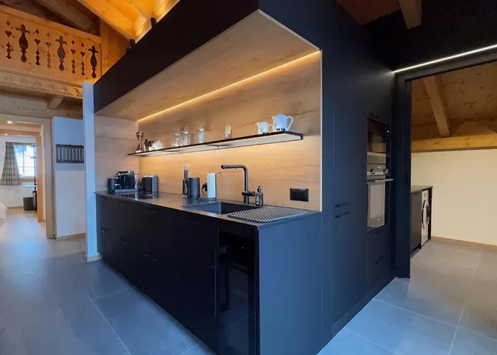 Daphne Heights By Luxury